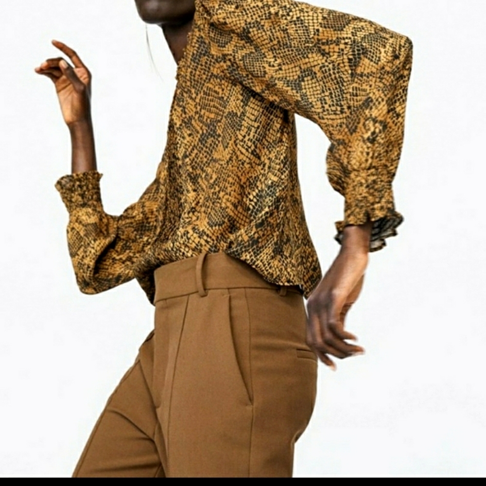 Zara Snakeskin Print Silky Crepe Pintuck Top Size Medium